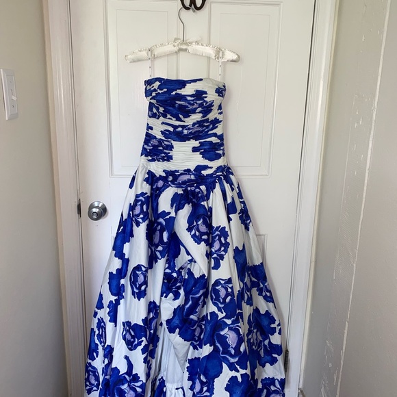 Aje | Dresses | Aje Floral Blue And White Dress | Poshmark